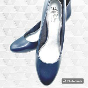 New Parigi Life Stride Navy Classic Pumps Size 11